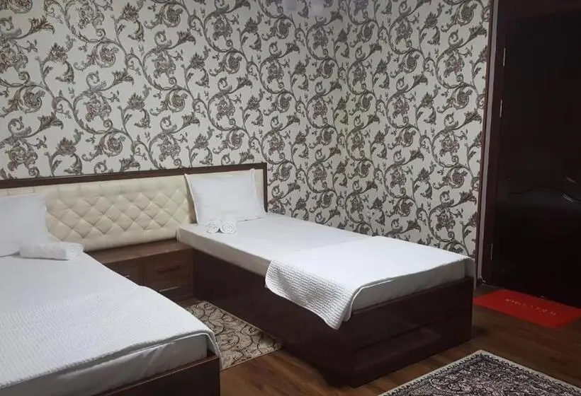 Quarto Estandar, Rohat