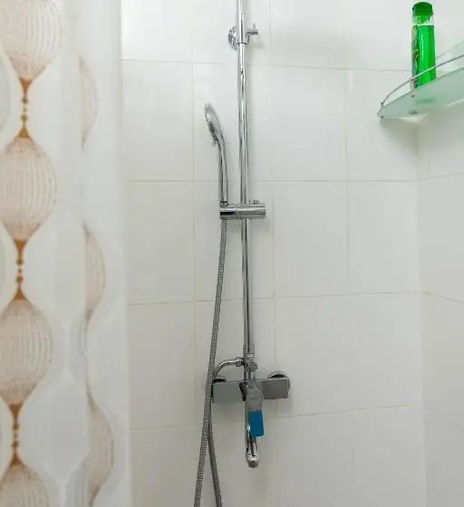 Quarto Estandar, Rohat