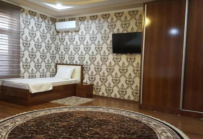 חדר סטנדרט לארבעה, Rohat