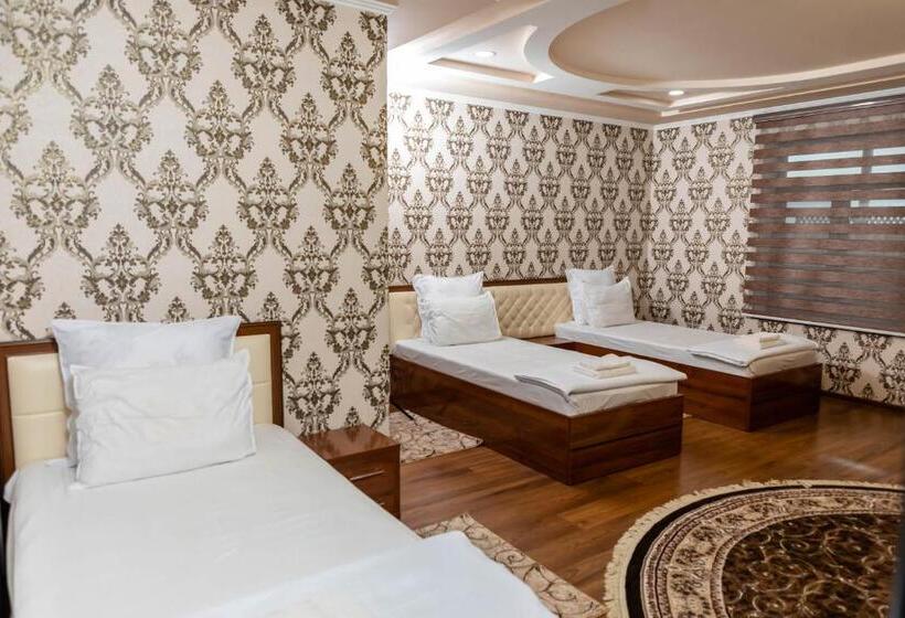 חדר סטנדרט לארבעה, Rohat