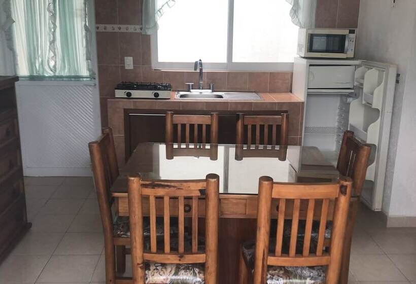 سوییت خانوادگی, Natural Suites Hotel Cerca De Africam Safari Valsequillo Puebla