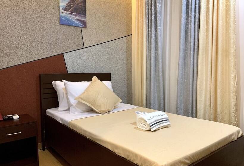 اتاق استاندارد یک نفره, Davao Persimmon Suites