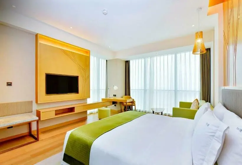 キングサイズベッドのスタンダードルーム, Holiday Inn Changsha Dawangshan, An Ihg