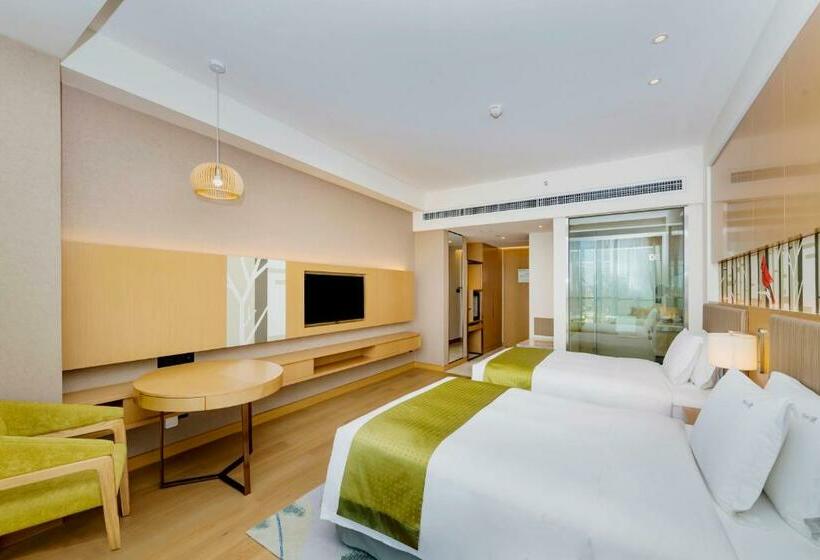 Pokój Standard Widok Jezioro, Holiday Inn Changsha Dawangshan, An Ihg