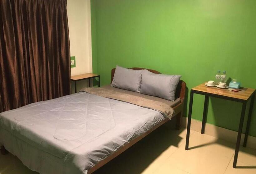 סוויטת דופלקס, Route 76 Guest House