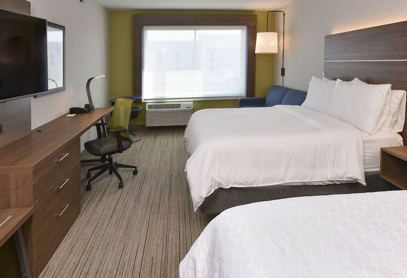 جناح, Holiday Inn Express & Suites   Madisonville, An Ihg