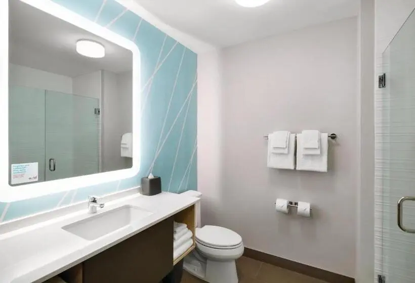 身障者適用スタンダードルーム, Avid Hotel Perry National Fairground Area, An Ihg