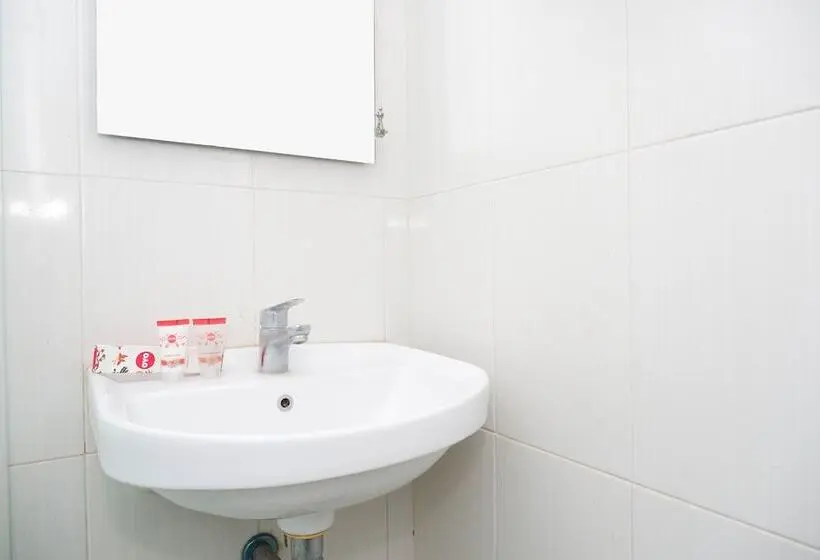 スタンダードルーム, Executive Residence By Oyo Rooms