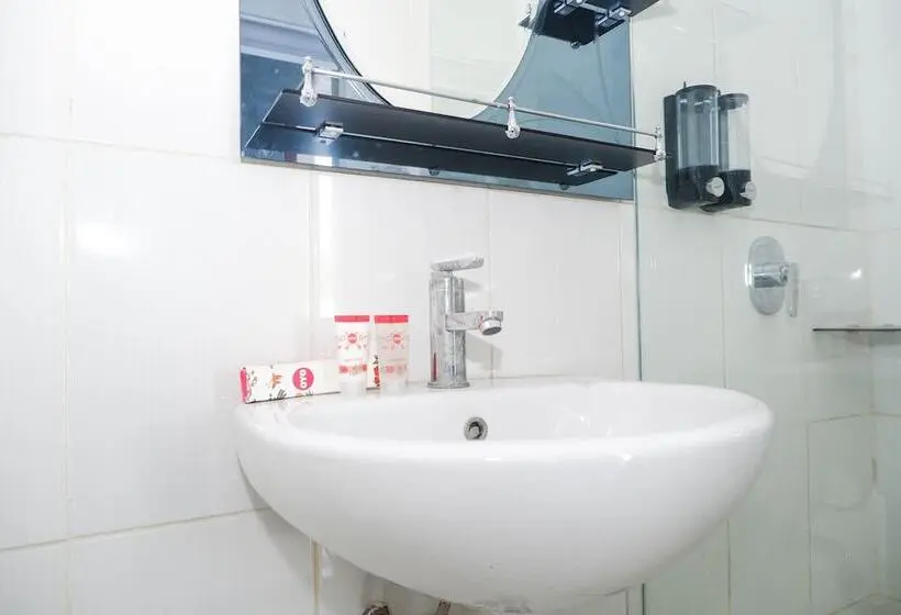 デラックスルーム, Executive Residence By Oyo Rooms