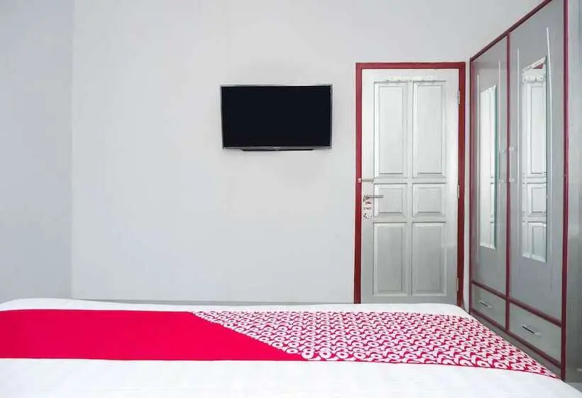 デラックスルーム, Executive Residence By Oyo Rooms