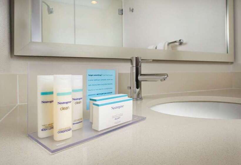 חדר סטנדרט, Hampton Inn Boston Woburn