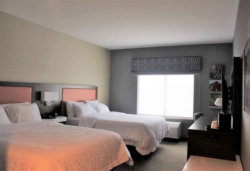 غرفة قياسية لذوى الاحتياجات الخاصة, Hampton Inn Cedar Falls Downtown