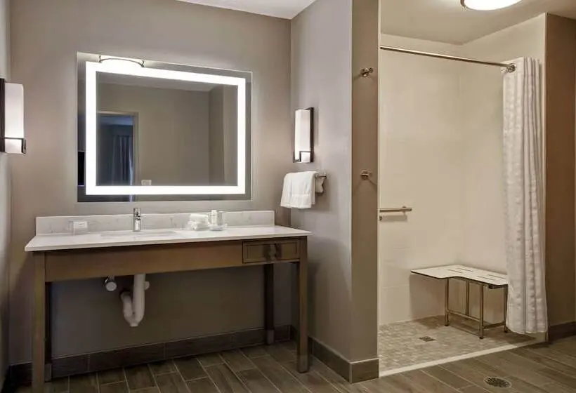 Sviitti Liikuntarajoitteisille, Homewood Suites By Hilton Orange New Haven