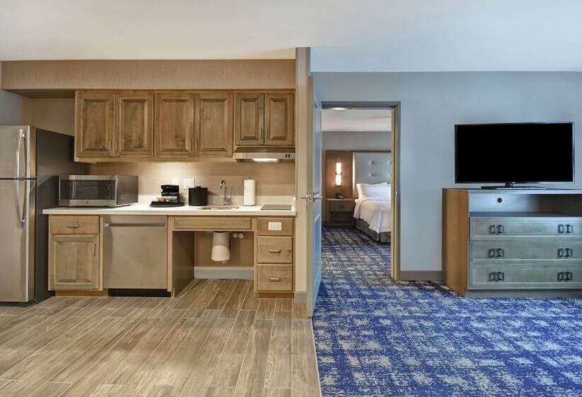 סוויטה מותאמת לאדם עם מוגבלויות, Homewood Suites By Hilton Orange New Haven
