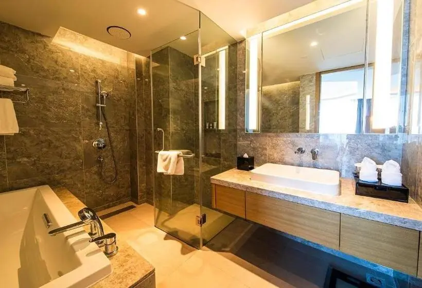 Huoneisto 2 Makuuhuonetta Merinäkymä, Oakwood Apartments Sanya