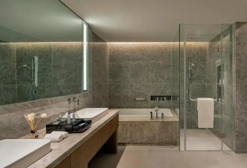 Huoneisto 3 Makuuhuonetta Merinäkymä, Oakwood Apartments Sanya