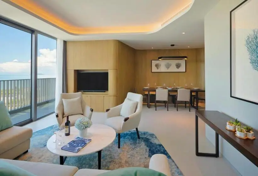 Huoneisto 3 Makuuhuonetta Merinäkymä, Oakwood Apartments Sanya