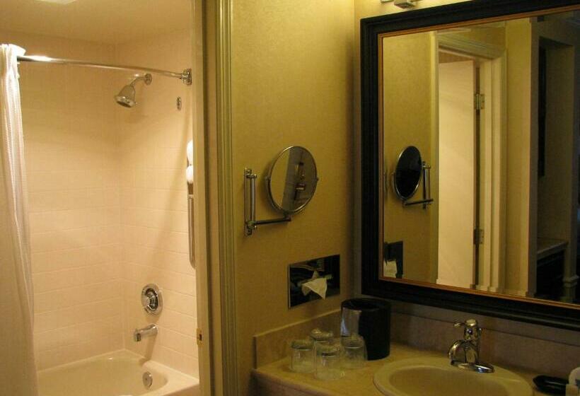 غرفة إدارية سرير كينج, Best Western Plus Puyallup