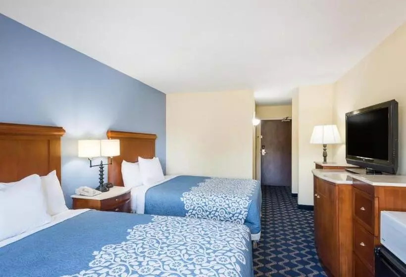 キングサイズベッドのスタンダードルーム, Aderi Hotel Near Casino