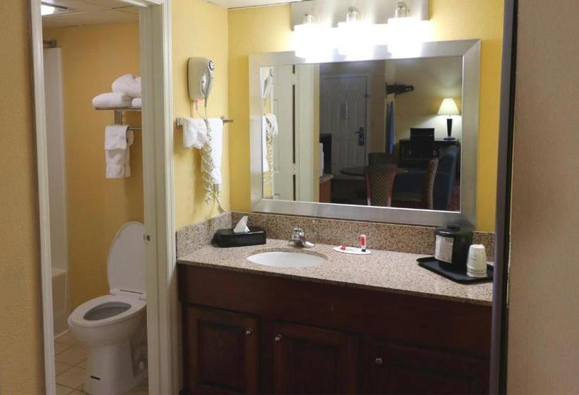 Deluxe Suite, Baymont By Wyndham Sevierville Pigeon Forge