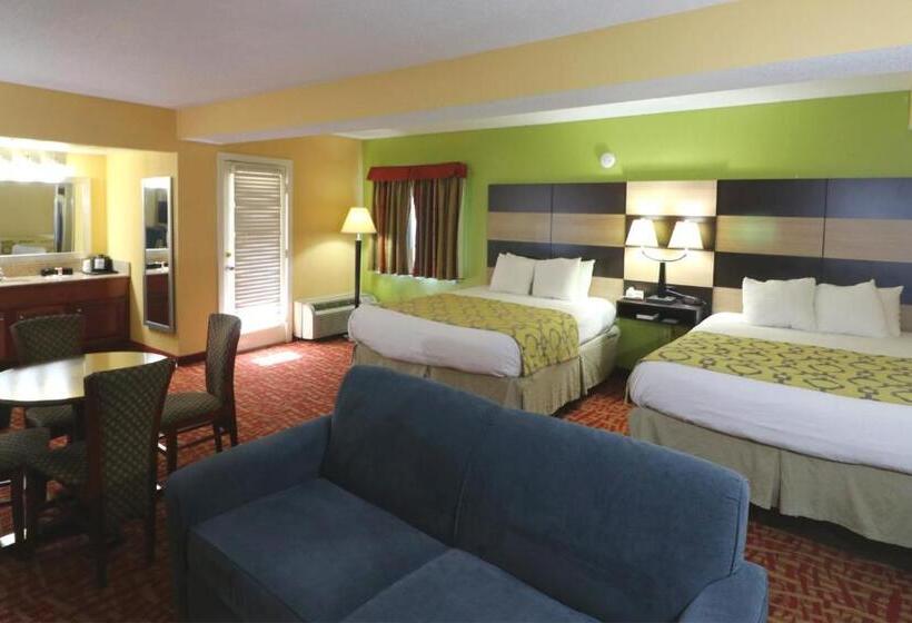 سوییت لوکس, Baymont By Wyndham Sevierville Pigeon Forge