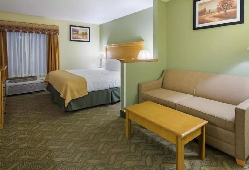 キングサイズベッドのスイートルーム, Best Western Crossroads Inn