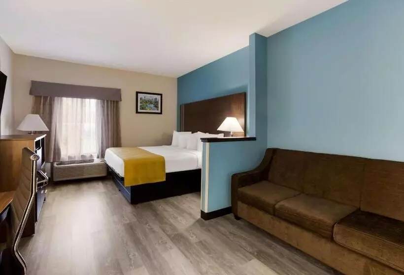 キングサイズベッドのスイートルーム, Best Western Crossroads Inn