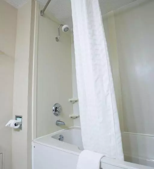 身障者適用キングサイズベッドルーム, Best Western Plus Inn At Hunt Ridge