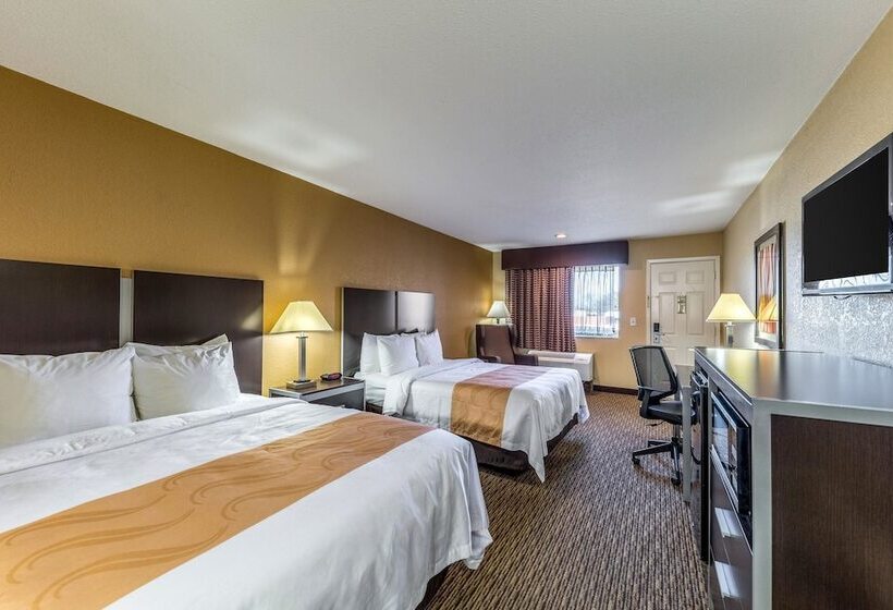חדר סטנדרט שתי מיטות זוגיות, Quality Inn Glenpool Tulsa