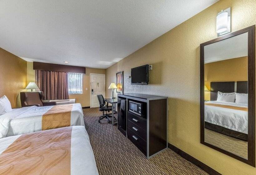 חדר סטנדרט שתי מיטות זוגיות, Quality Inn Glenpool Tulsa