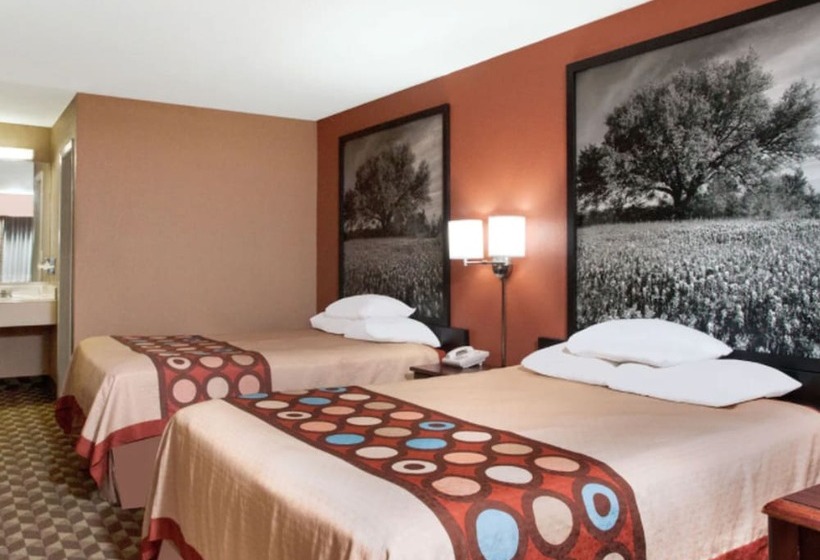 חדר סטנדרט שתי מיטות זוגיות, Super 8 By Wyndham Bastrop Tx