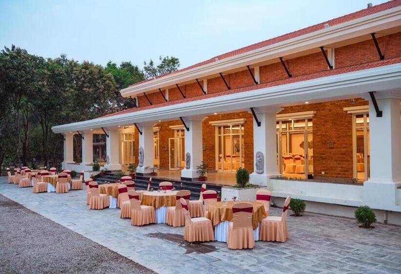 اتاق لوکس, Buddha Maya Garden By Kgh Group