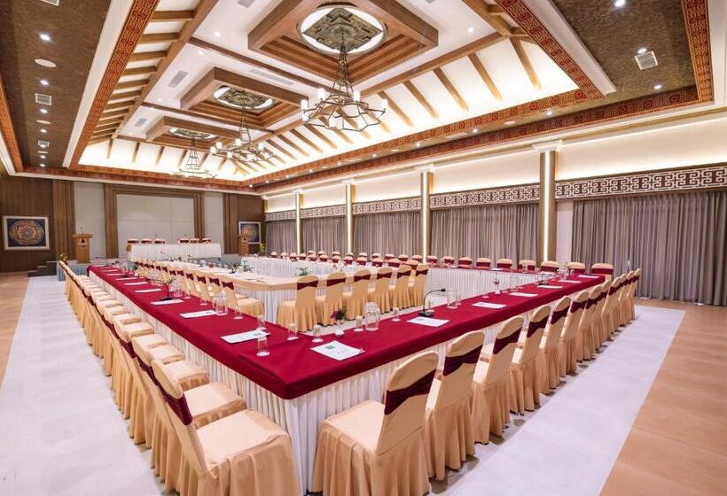 اتاق لوکس, Buddha Maya Garden By Kgh Group