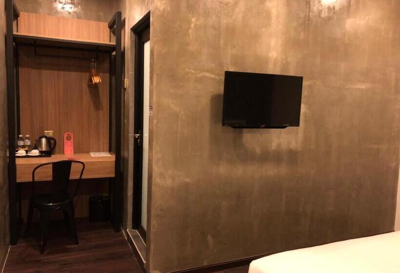 اتاق استاندارد با تخت بزرگ, K Boutique