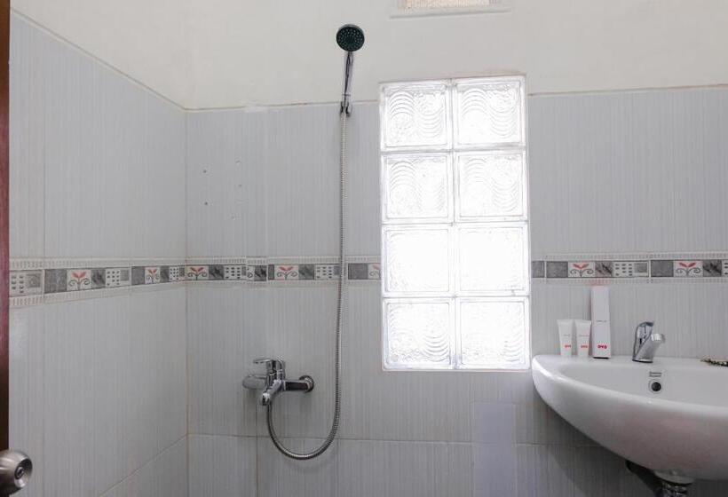 חדר סטנדרט, Ndalem Katong Guest House Ponorogo