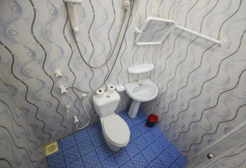 اتاق استاندارد, Blue Water Thoddoo Inn