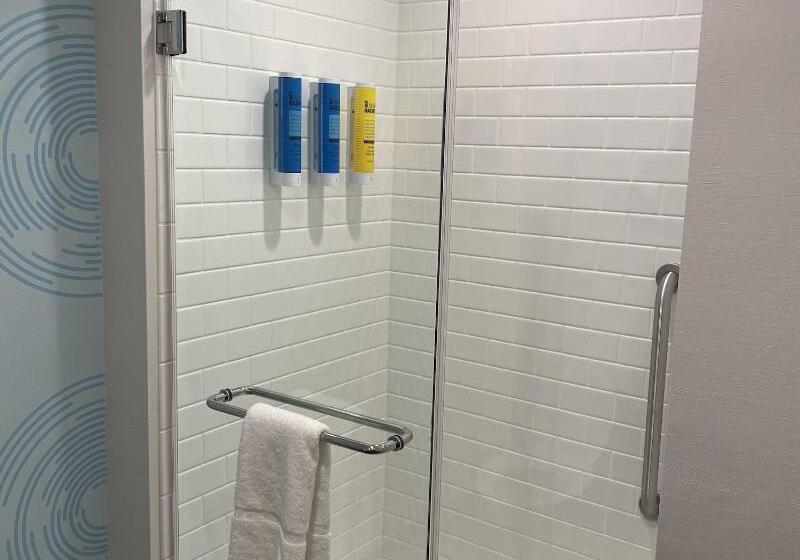 스탠다드 룸 킹사이즈 침대, Tru By Hilton Greensboro Lake Oconee