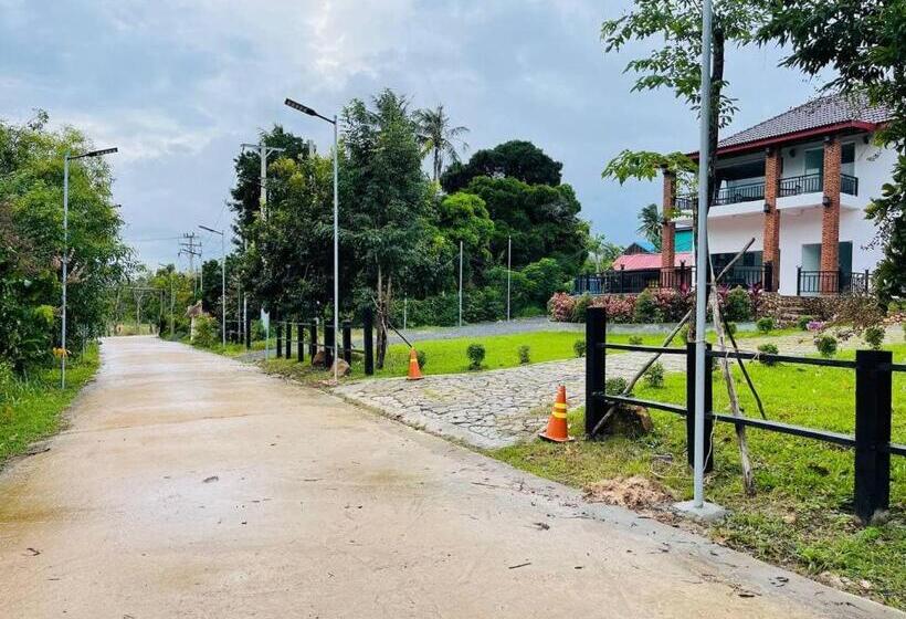 فيلا سوبيريور غرفة نوم واحدة, Prek Kdat Resort