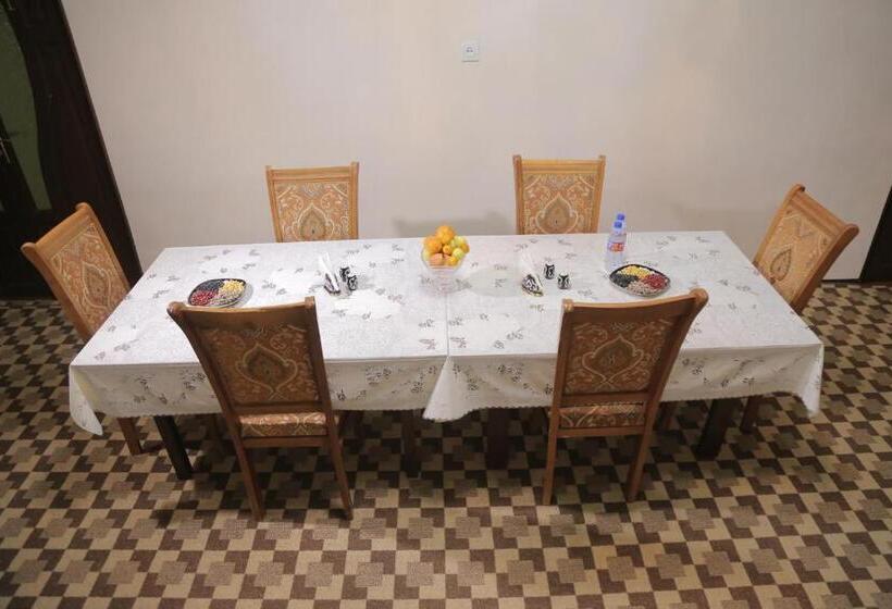 Quarto Economy, Gold Khiva