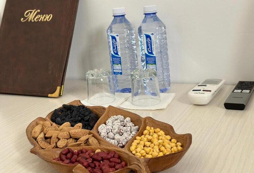 Quarto Economy, Gold Khiva