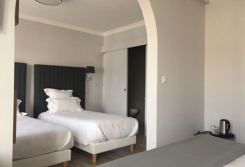 غرفة قياسية رباعية, Ar Men 2