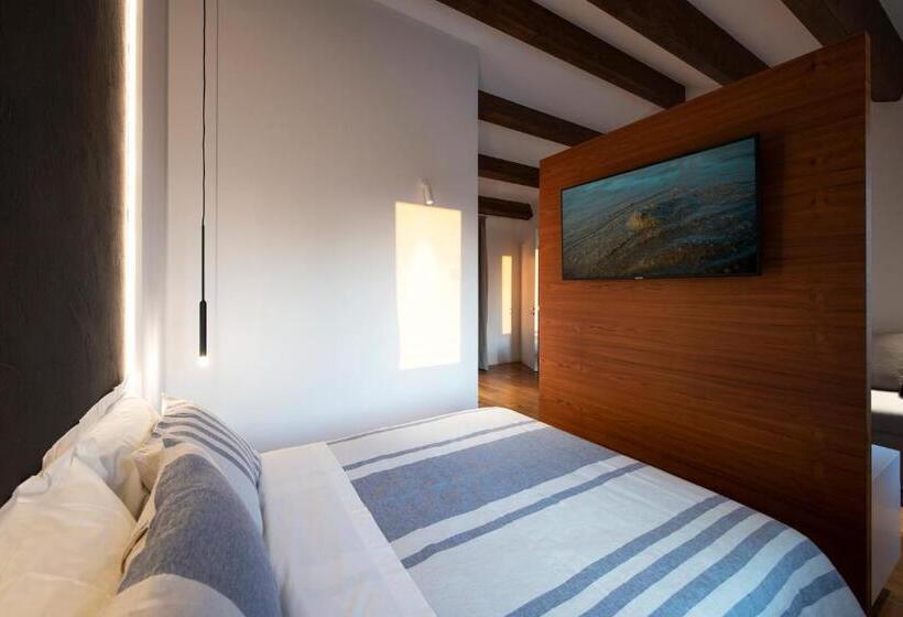 جناح جونيور, Locanda Remare