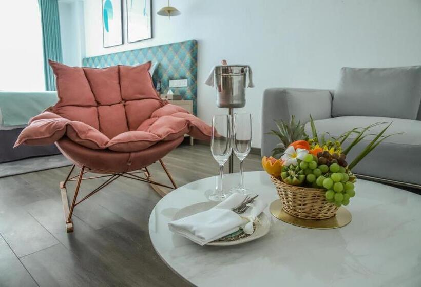 سوئیت سینیور, Ocean V