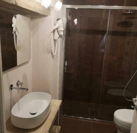 Трехместный Президентский, L'ospitale Dei Brilli