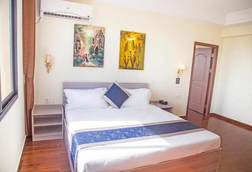 キングサイズベッドのデラックスルーム, City Comfort Airport Hotel Phnom Penh