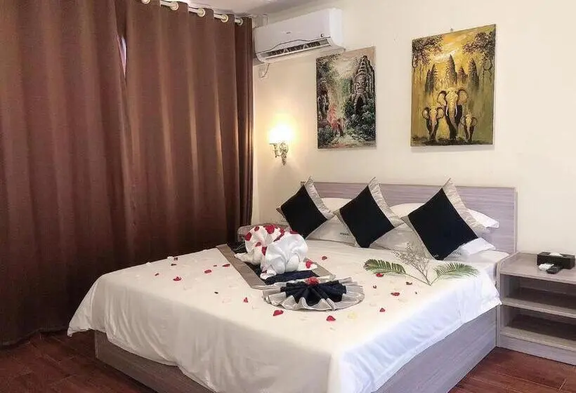 キングサイズベッドのエクゼクティブルーム, City Comfort Airport Hotel Phnom Penh
