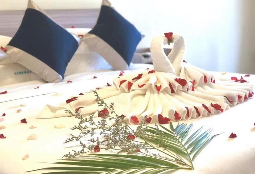 キングサイズベッドのエクゼクティブルーム, City Comfort Airport Hotel Phnom Penh