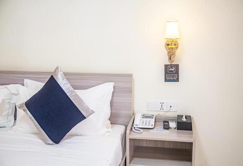 Номер Executive, City Comfort Airport Hotel Phnom Penh