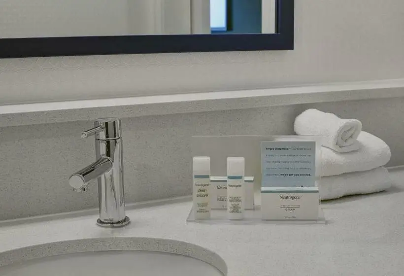 スタンダードルーム, Hampton Inn By Hilton Peterborough