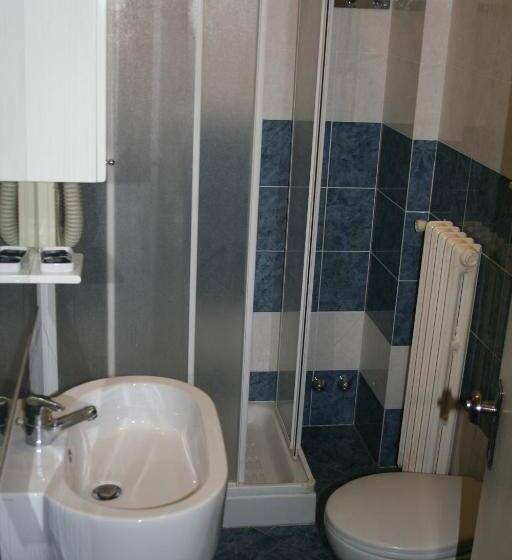 Четырехместный Номер Стандарт, Rosalia